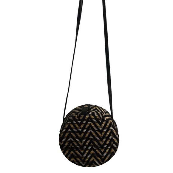 Lionel Javana Rattatan Chevron Circle Crossbody Bag - Picture 1 of 7